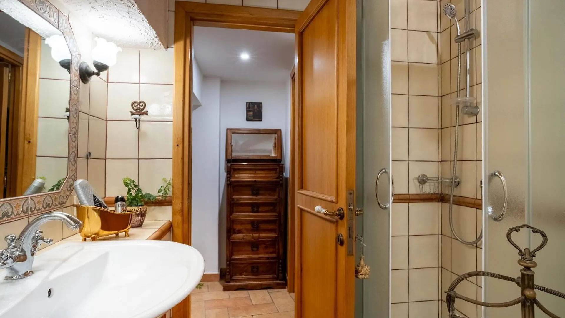 Domus Gelsomino Apartment Rome Italy